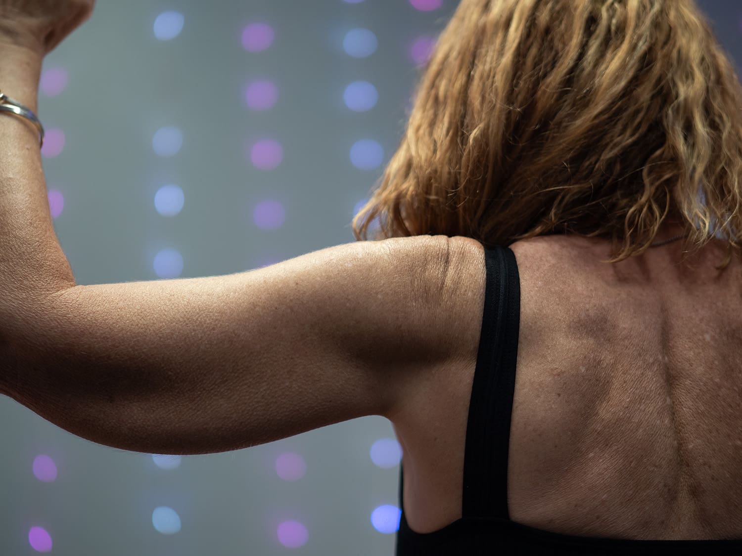 Understanding Frozen Shoulder Symptoms, Causes, and Exercises